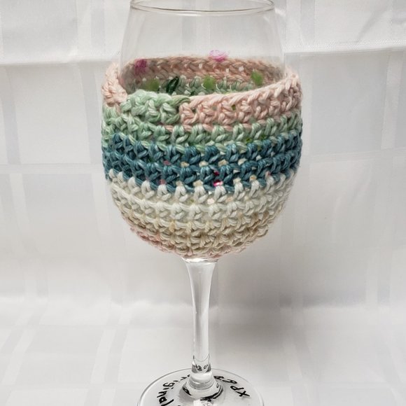 🍷 2/$15🍷 Wine Cozy - Picture 3 of 7
